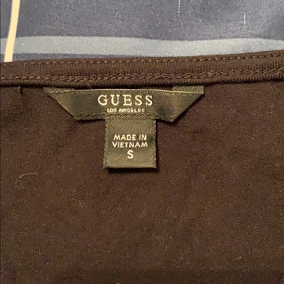 Guess Tshirt - Picture 3 of 3